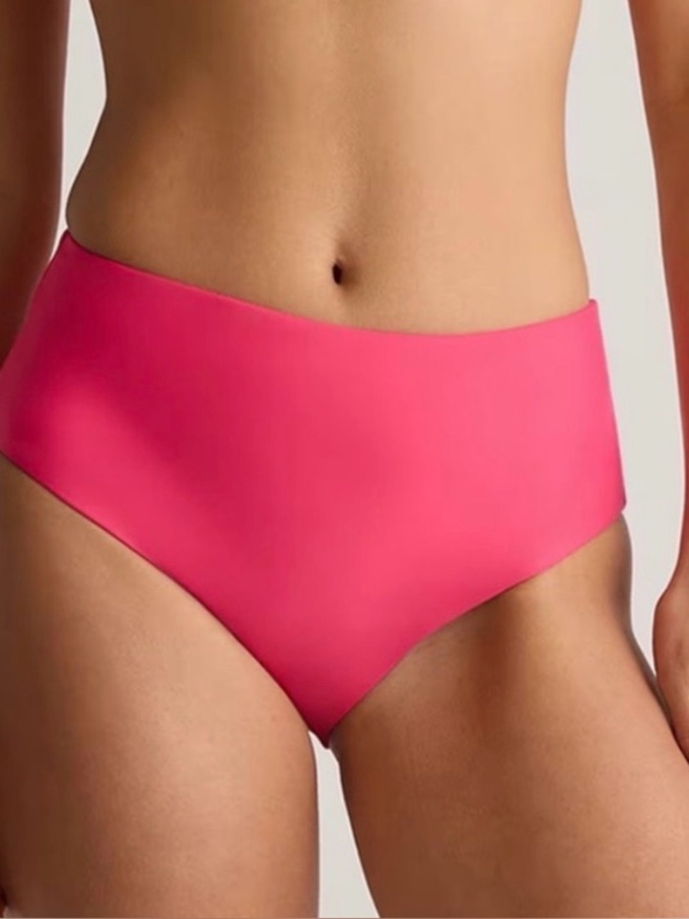 NWT QUINCE High Rise Bottom Color: BERRY PINK
